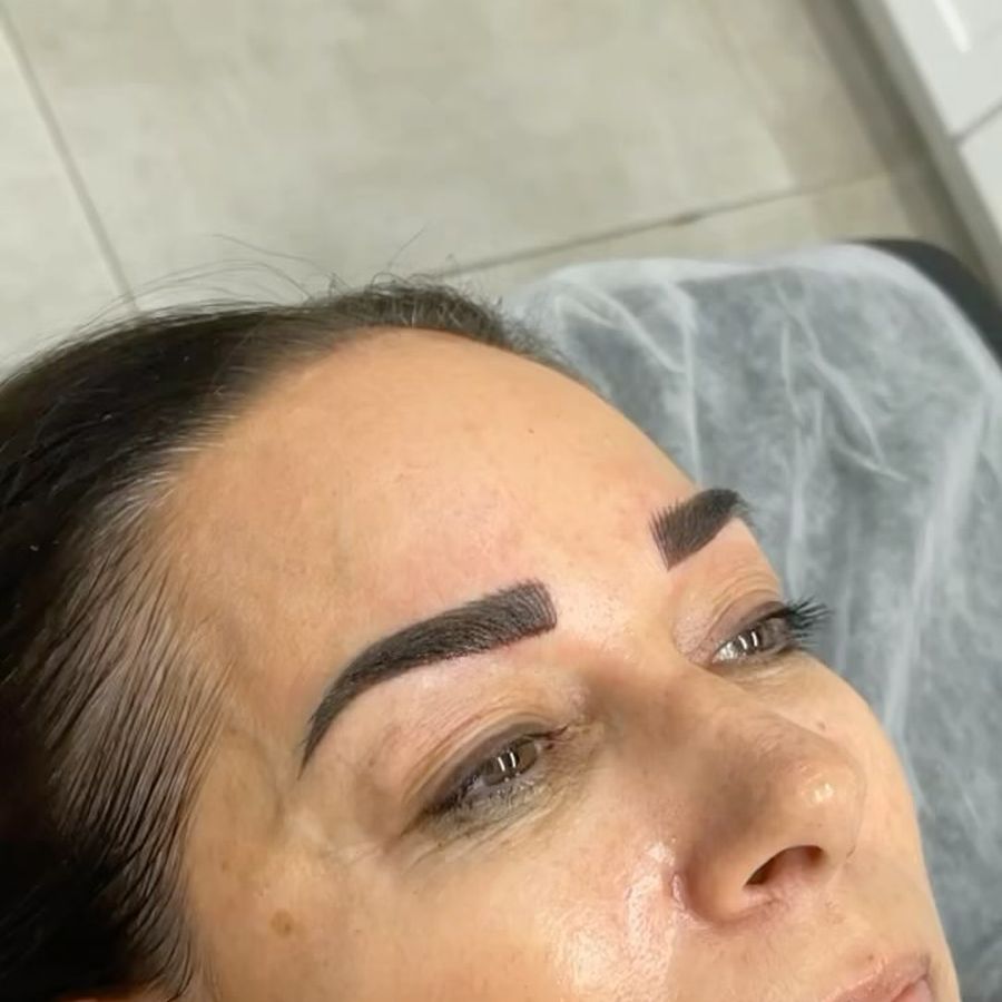 Brows right after touch up